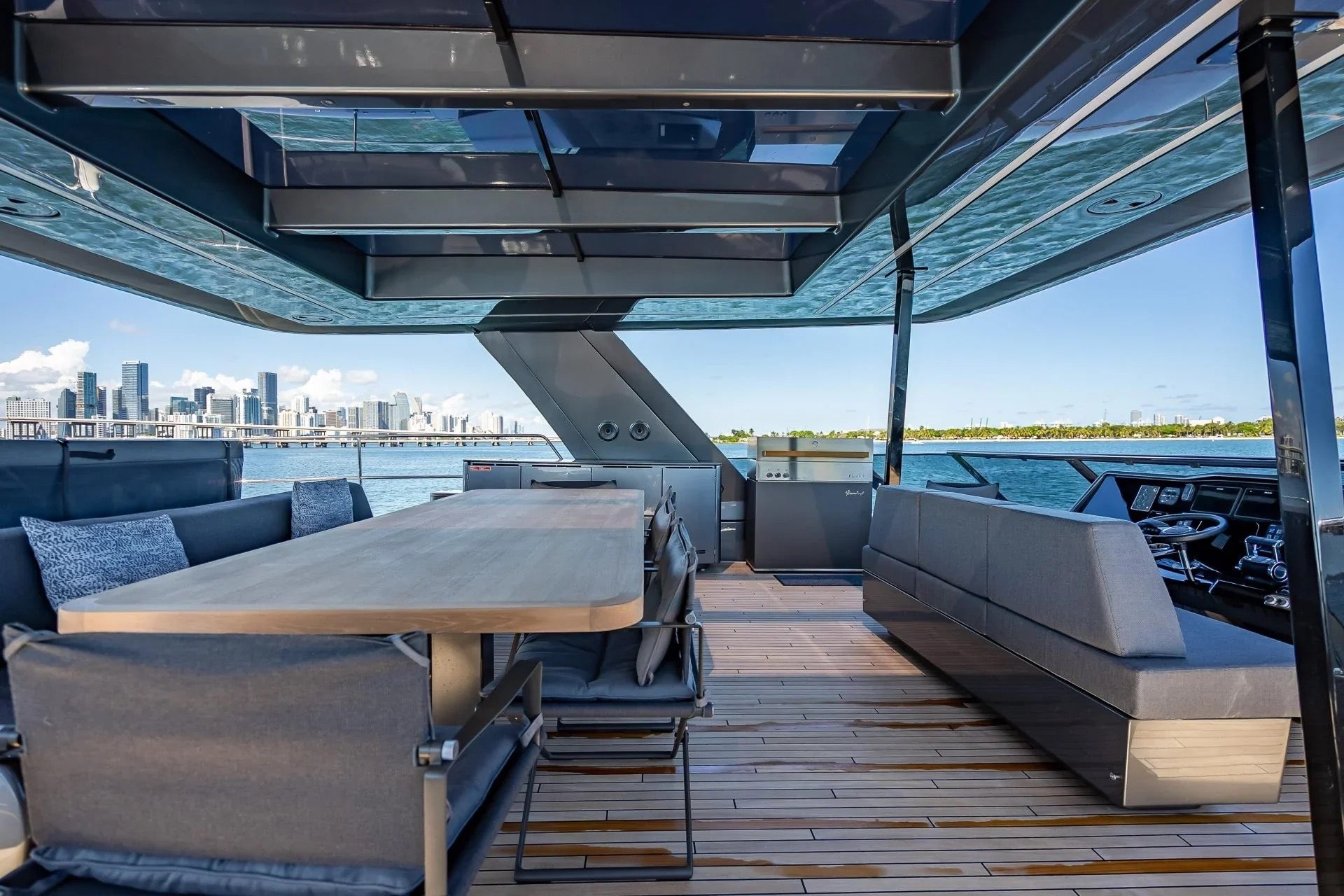 Warrior Flybridge 78